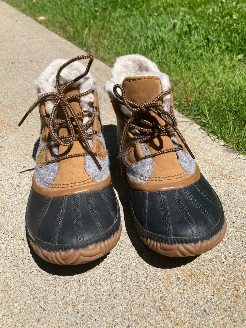 Sorel Out N About Rubber Duck Boots Winter Boots Grey Black Size 8.5